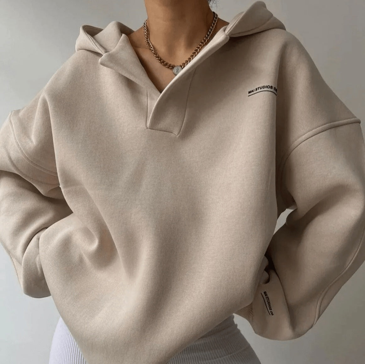 Evelyn | Women's Oversized Athletic Hooded Sweatshirt V Neck